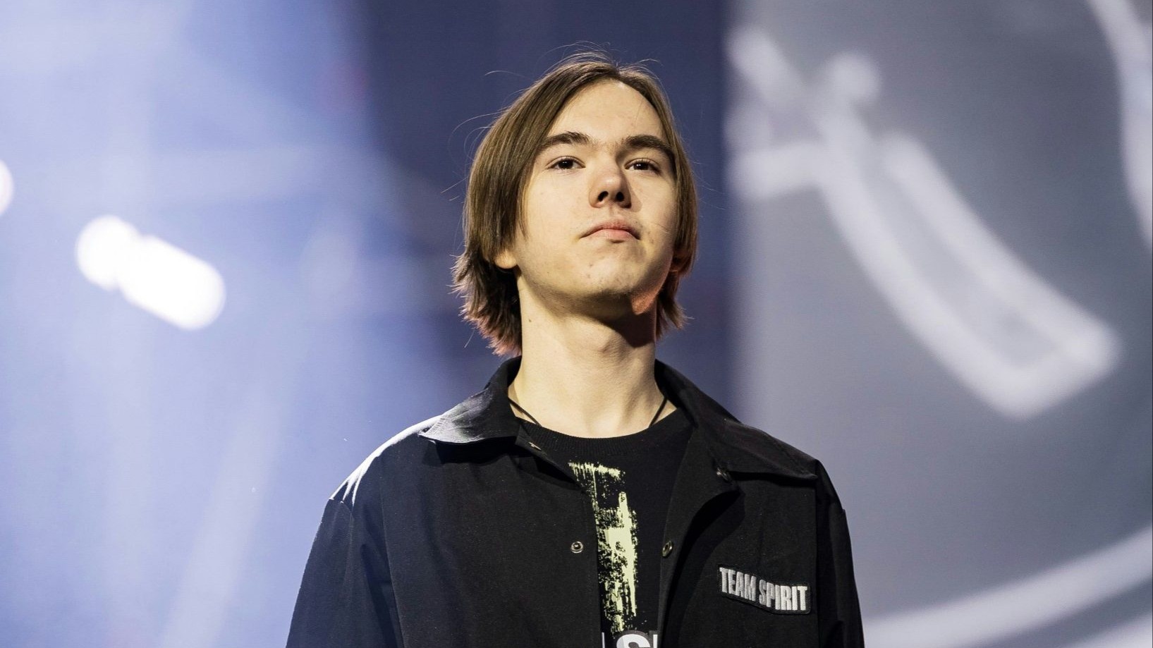 Hunter ： 我们没有像 NiKo 或 m0NESY 这样的明星选手，所以我们需要团结作战。