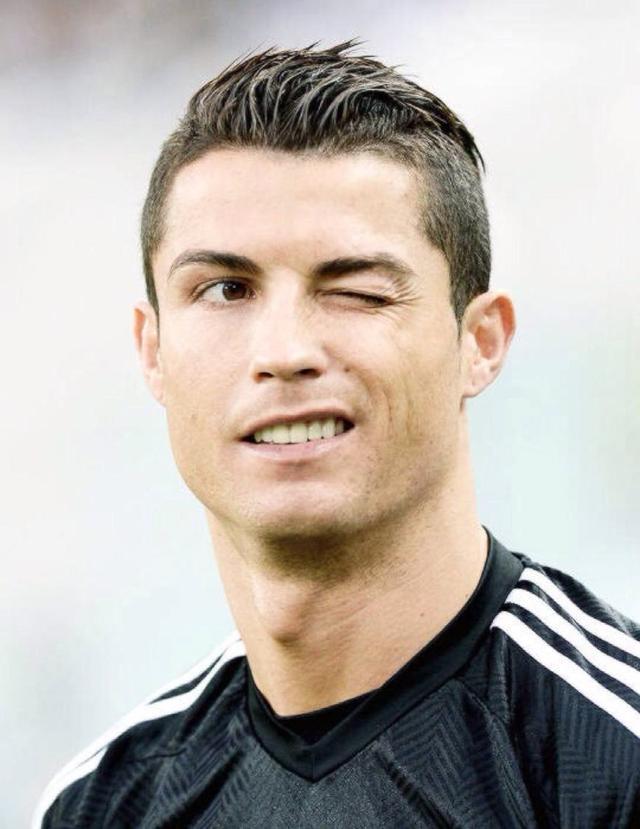 世界冠军黄雅琼、刘雨辰举行婚礼，樊振东、汪顺送上视频祝福（黄雅琼、刘雨辰喜结连理，樊振东、汪顺视频送祝福）