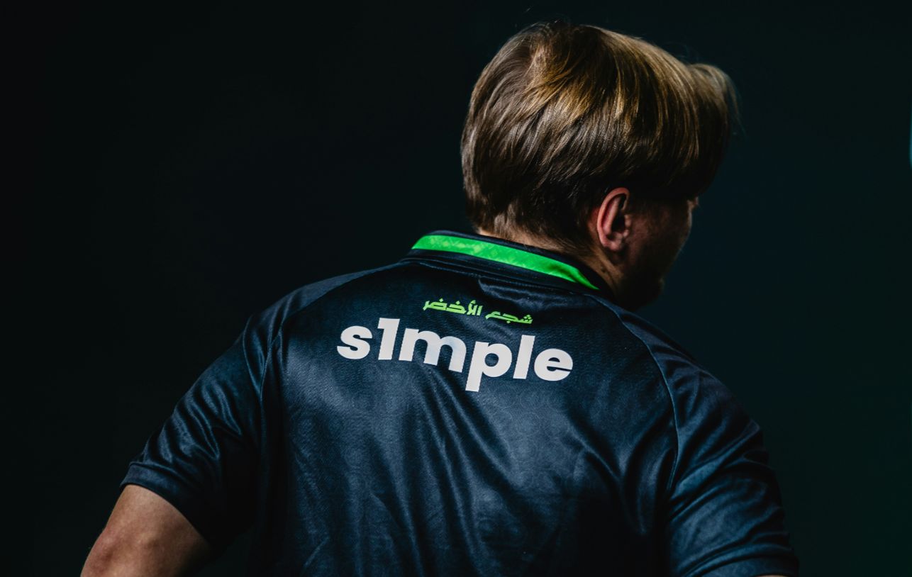 快速抓取！ Top Esports 超级话题粉丝：抓捕兄弟和教练红米尊重并祝福 Tian 抓取剪辑