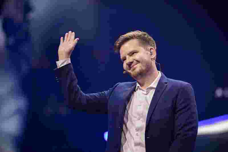 LPL转会：icon沉寂后加盟BLG，会跟fofo轮换吗？